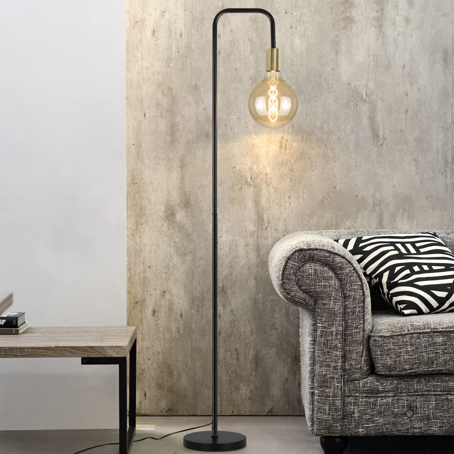 ZMH Stehlampe Wohnzimmer Vintage Standleuchte Schwarz Gold mit Fu?schalter Industrial Metall Stehleuchte Design Wohnzimmerlampe f¨¹r Schlafzimmer B¨¹ro (Ohne Leuchtmittel)
