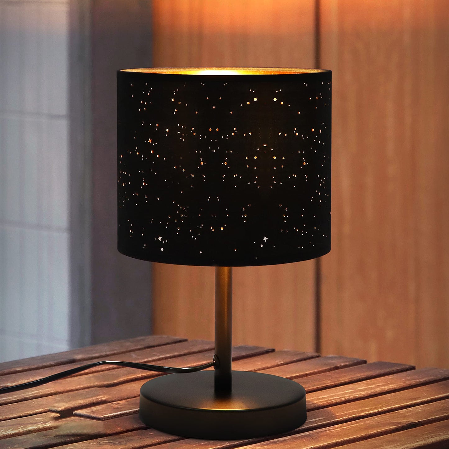 ZMH Tischlampe Landhausstil Nachttischlampe aus Stoff - E27 Fassung Vintage Tischleuchte Wohnzimmer Stern Design Retro Lampenschirm Schwarz Gold Nachttischleuchte für Schlafzimmer Hotel Café